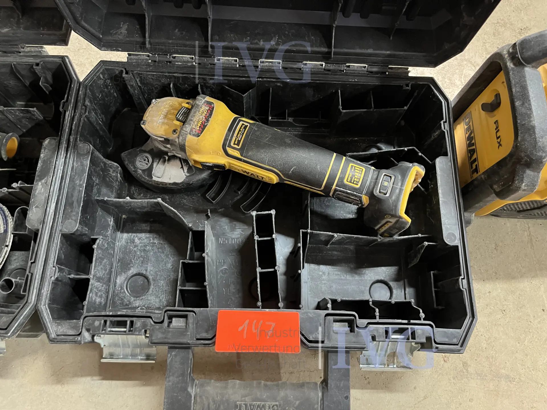Akku-Winkelschleifer DEWALT DCG409VS
